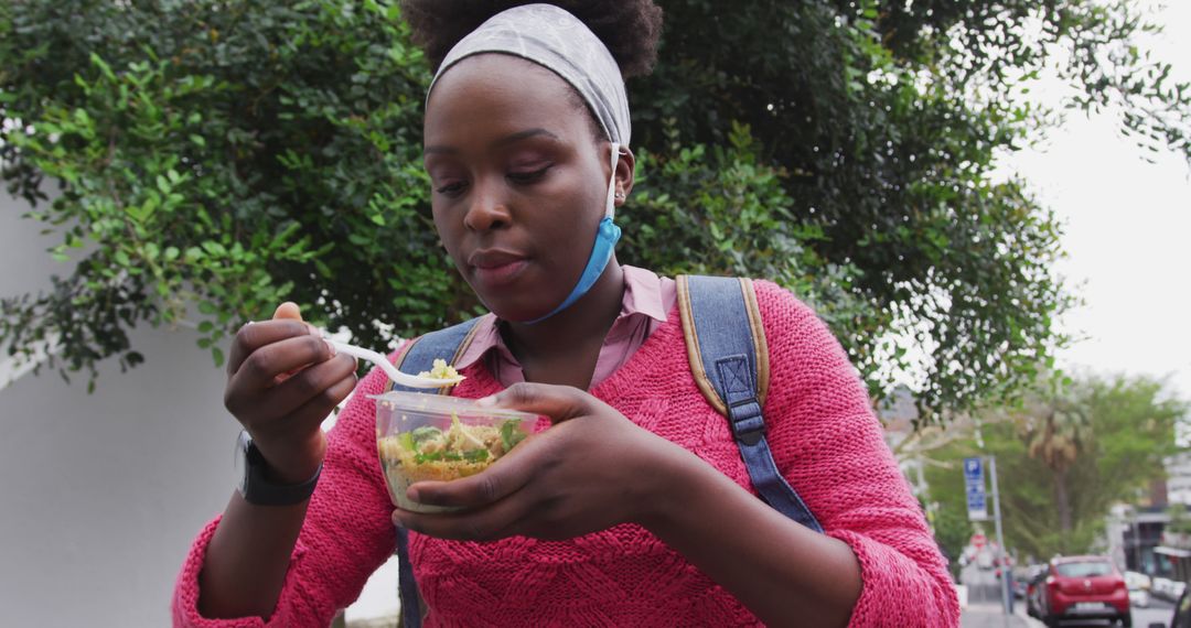 Woman Eating Salad Outdoors During Break - Free Images, Stock Photos and Pictures on Pikwizard.com