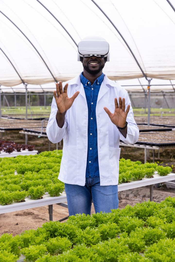 Virtual Reality in Hydroponic Farming Innovation and Sustainability