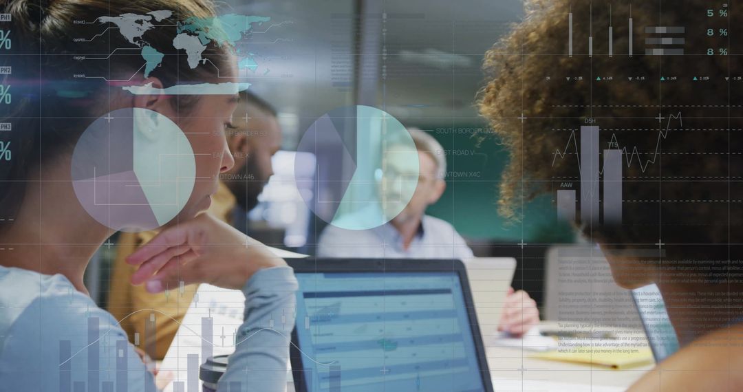 Innovative Data Analysis with Diverse Business Team Collaborating