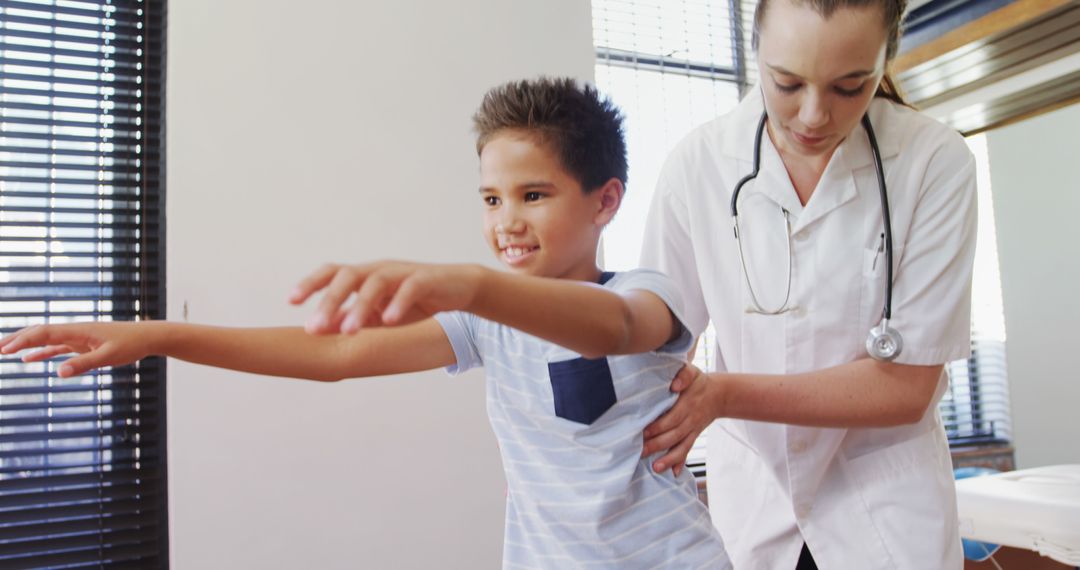 Doctor Conducting Physical Examination of Child Patient - Free Images, Stock Photos and Pictures on Pikwizard.com