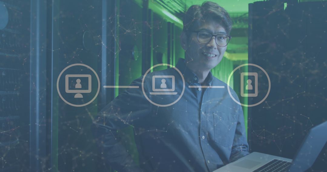 IT Engineer Utilizing Cloud Computing in Data Center Environment