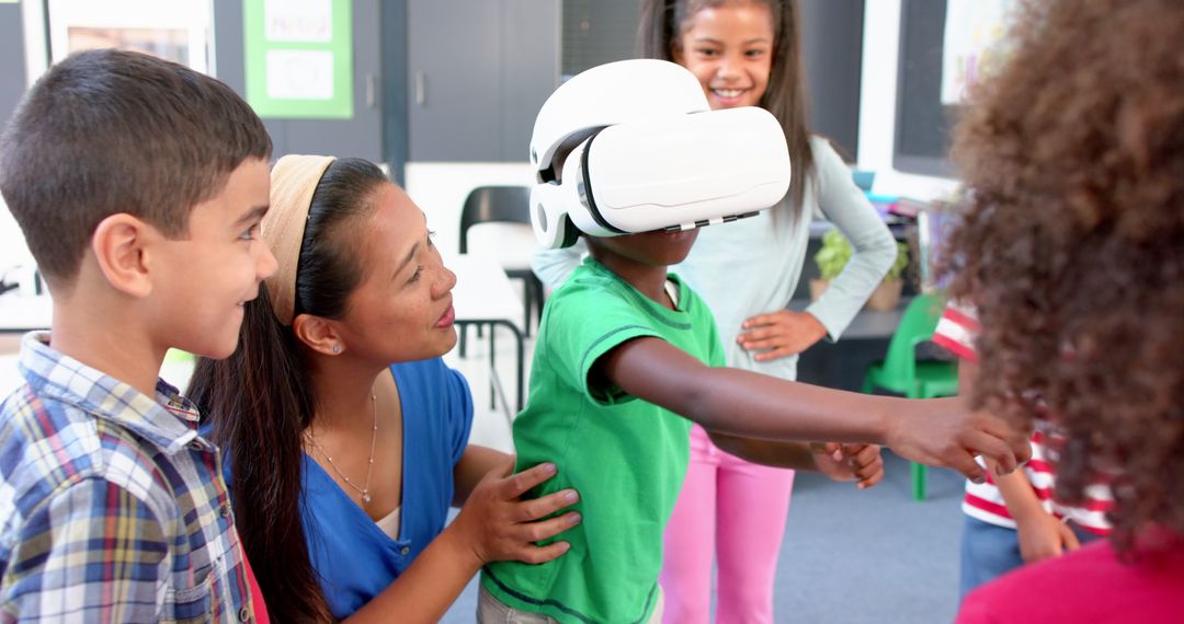 Children Engaging in Virtual Reality Learning with Teacher Assistance