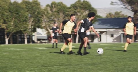 Dynamic Soccer Game with Focus on Speed and Skill