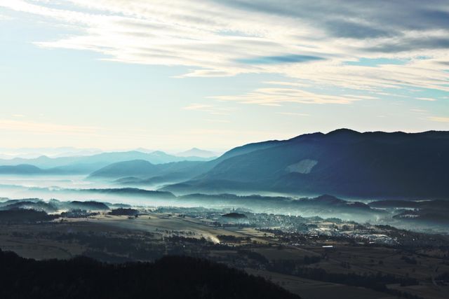 Scenic Mountain Landscape at Dawn with Foggy Valleys - Download Free Stock Photos Pikwizard.com