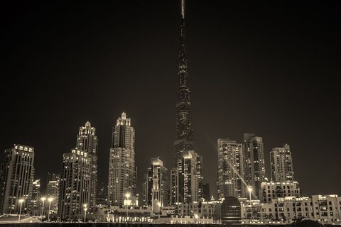 Elegant Monochrome Landscape of Burj Khalifa and Dubai Skyline at Night