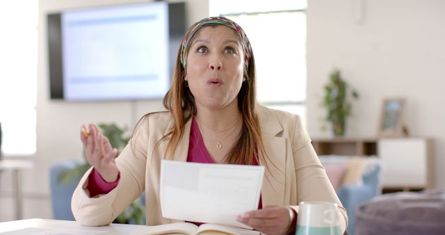 Frustrated Businesswoman Reading Bad News in Office - Download Free Stock Images Pikwizard.com