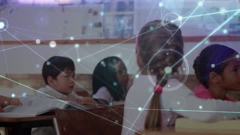 Elementary Pupils Engaging with Digital Links in Classroom