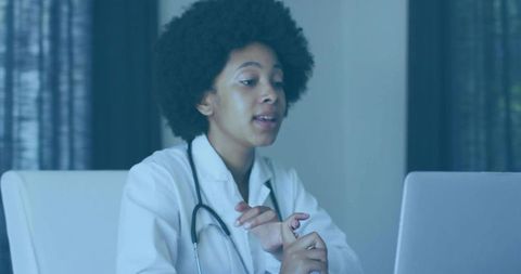 Doctor Teaches Online in Hospital