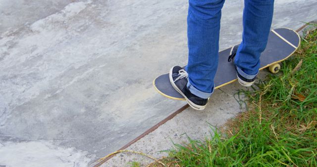 Close-Up of Skater's Feet Preparing to Skateboard - Download Free Stock Images Pikwizard.com