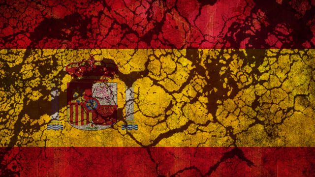 This video of a cracked and weathered Spain flag with chaotic and decaying effects captures a unique vintage and historic vibe. It is ideal for projects related to Spanish culture, history, and nationalism. Use it for editorial contexts, cultural events, educational materials, travel and tourism promotions, or artistic endeavors that want to present Spain with a dramatic and grunge aesthetic.