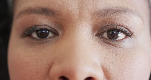 Portrait of plus size biracial woman with eyes open at home - Download Free Stock Photos Pikwizard.com