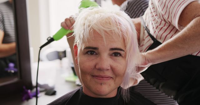 Professional Hair Stylist Cutting Woman's Hair in Salon - Download Free Stock Images Pikwizard.com