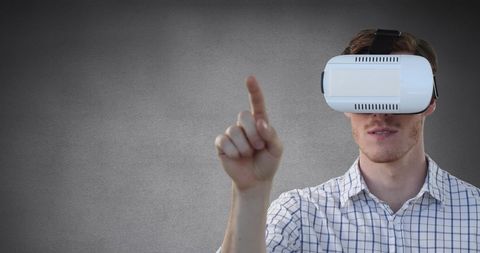 Man Experiencing Virtual Reality While Interacting with Air Interface - Download Free Stock Images Pikwizard.com