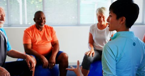 Engaging Senior Fitness Class with Interactive Training Session - Download Free Stock Images Pikwizard.com