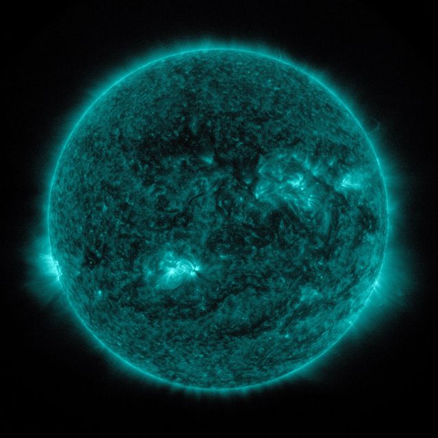 Image showcasing solar corona in extreme ultraviolet light highlighting solar activity. Suitable for use in scientific articles, educational materials on the sun and solar phenomena, astronomy projects, space and astrophysics presentations, and science fiction content.