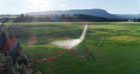 High-pressure center-pivot irrigation sprinkling rural farmland