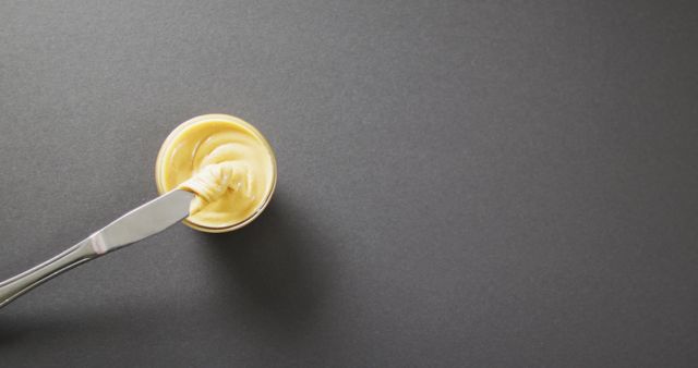 Close Up Knife Spreading Peanut Butter on Gray Backdrop - Download Free Stock Images Pikwizard.com