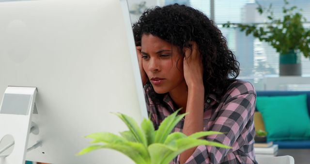 Focused Woman Working at Desk in Home Office - Download Free Stock Images Pikwizard.com