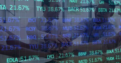 Collaborative Teamwork in Front of Financial Data Projections