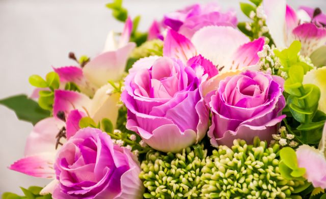 Close-Up of Fresh Colorful Floral Bouquet with Pink Roses and Greenery - Download Free Stock Photos Pikwizard.com