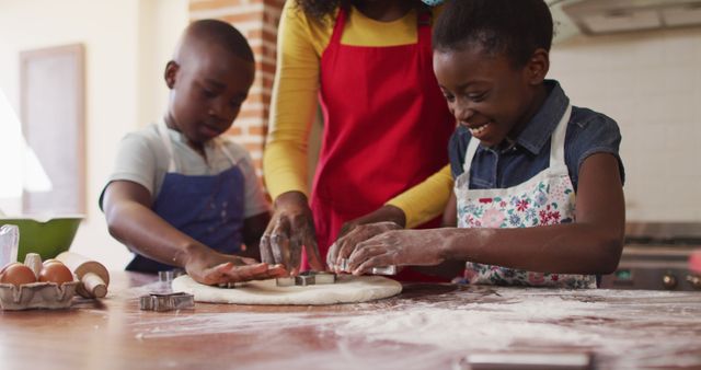 Mother Relaxed While Kids Baking Cookies in Kitchen - Download Free Stock Images Pikwizard.com