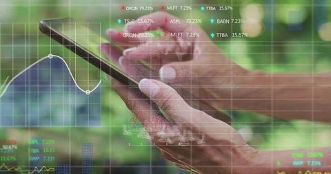 Analyzing Stock Data Outdoors on Smartphone with Digital Overlays