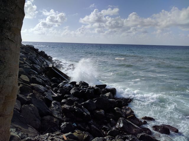 Waves Crashing Rocks Providing Serene Oceanview - Download Free Stock Photos Pikwizard.com