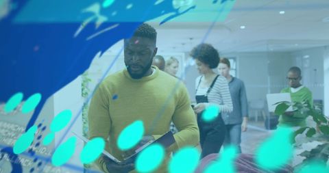 Innovative Financial Analysis and Teamwork in Modern Office