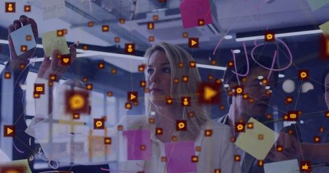 Collaborative brainstorming with social media overlay