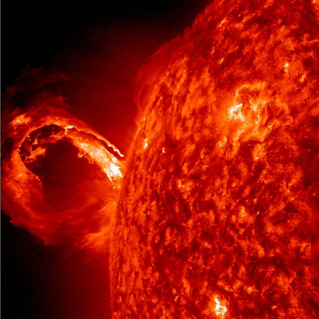 A coronal mass ejection (CME) erupted from just around the edge of the sun on May 1, 2013, in a gigantic rolling wave. CMEs can shoot over a billion tons of particles into space at over a million miles per hour. This CME occurred on the sun’s limb and is not headed toward Earth. The video (seen here: <a href="http://bit.ly/103whUl" rel="nofollow">bit.ly/103whUl</a>), taken in extreme ultraviolet light by NASA’s Solar Dynamics Observatory (SDO), covers about two and a half hours.  Credit: NASA/Goddard/SDO  <b><a href="http://www.nasa.gov/audience/formedia/features/MP_Photo_Guidelines.html" rel="nofollow">NASA image use policy.</a></b>  <b><a href="http://www.nasa.gov/centers/goddard/home/index.html" rel="nofollow">NASA Goddard Space Flight Center</a></b> enables NASA’s mission through four scientific endeavors: Earth Science, Heliophysics, Solar System Exploration, and Astrophysics. Goddard plays a leading role in NASA’s accomplishments by contributing compelling scientific knowledge to advance the Agency’s mission.  <b>Follow us on <a href="http://twitter.com/NASA_GoddardPix" rel="nofollow">Twitter</a></b>  <b>Like us on <a href="http://www.facebook.com/pages/Greenbelt-MD/NASA-Goddard/395013845897?ref=tsd" rel="nofollow">Facebook</a></b>  <b>Find us on <a href="http://instagram.com/nasagoddard?vm=grid" rel="nofollow">Instagram</a></b>