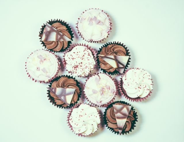 Decorative Cupcakes Arranged in a Circle Top View - Download Free Stock Photos Pikwizard.com