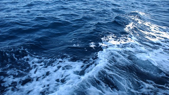 Deep Ocean Waves Crashing on Surface During Daytime - Download Free Stock Photos Pikwizard.com