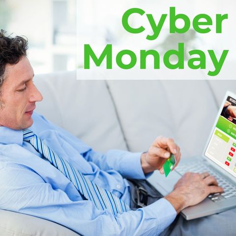 businessman holding credit card for cyber monday online shopping discount - Download Free Stock Templates Pikwizard.com