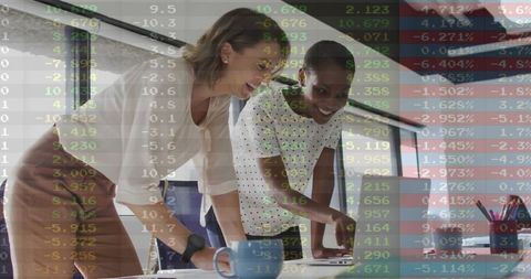 Dynamic Workplace Collaboration by Focused Business Women