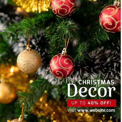 Christmas Tree with Red and Gold Baubles Festive Decoration - Download Free Stock Templates Pikwizard.com