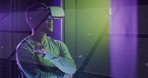 VR Technology in IT Engineering with Innovative Tech Projections - Download Free Stock Images Pikwizard.com