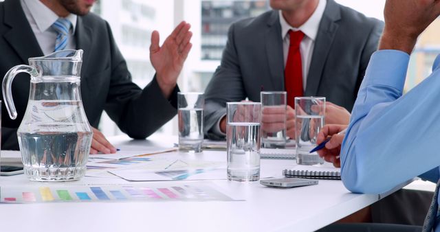 Business Team Having Meeting in Modern Office - Download Free Stock Images Pikwizard.com