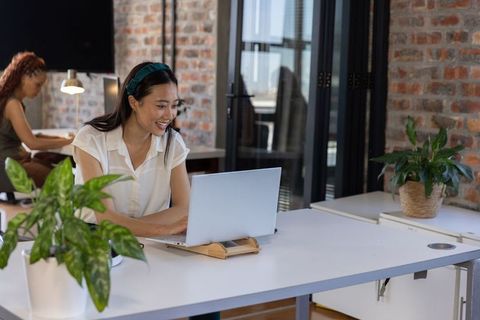 Collaborative Teamwork in Modern Open-Plan Office
