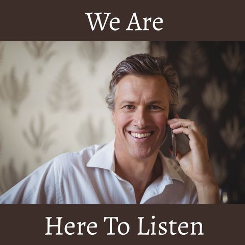 friendly professional offering support through communication - Download Free Stock Templates Pikwizard.com