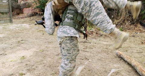 camouflage soldier running with precision and agility - Download Free Stock Images Pikwizard.com