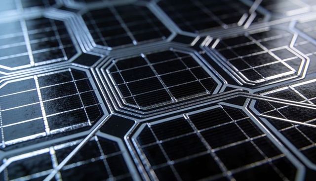 Close-up Monocrystalline Solar Cells Featuring Silver Busbars and Honeycomb Circuitry