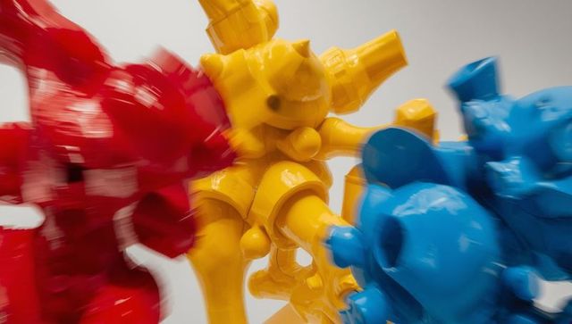 Dynamic vibrant modern geometric sculptures