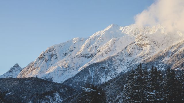 Mountain Range Snow - Download Free Stock Photos Pikwizard.com