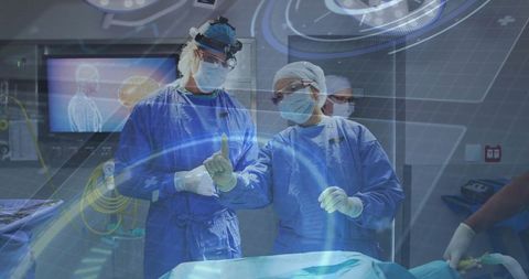 Doctors Utilizing Holographic Technology in Surgeon Consultation