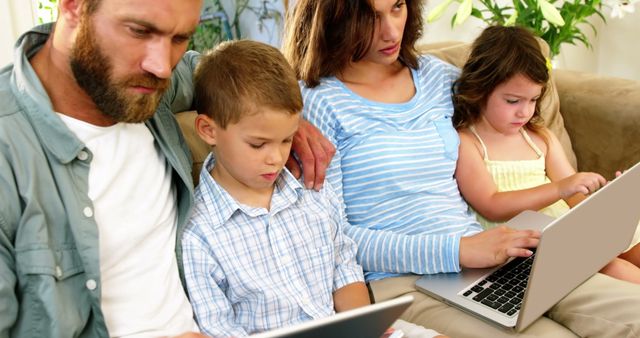 Family Spending Quality Time Together with Technology Devices - Download Free Stock Photos Pikwizard.com