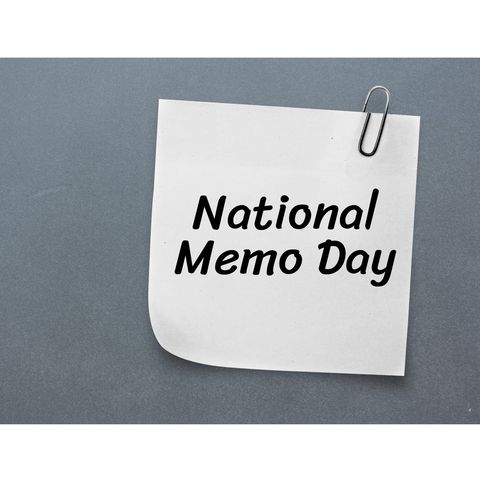 National Memo Day Sticky Note Reminder on Gray Wall - Download Free Stock Templates Pikwizard.com