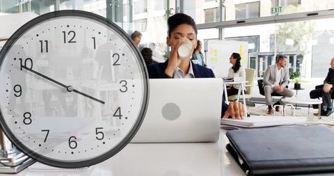 Time management in modern business office environment