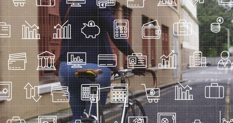 Digital Interfaces Overlaying Cyclist in Urban Area