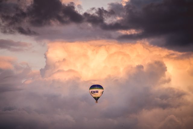 Parachute Sky Balloon - Download Free Stock Photos Pikwizard.com