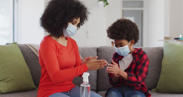 Ideal for themes related to family health, safety practices during pandemic, and educational content on proper hygiene. Can also be used for articles or advertisements about parenting, responsible behaviors, home activities, and health awareness.